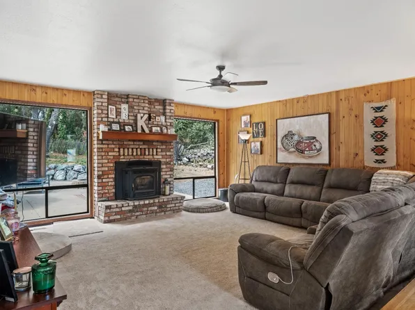 9510 W Side Potter Valley Road, Potter Valley, CA 95469