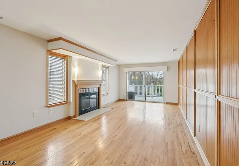 2902 Jesse Way — Photo 5