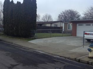 8275 Barbur St, White City, OR 97503