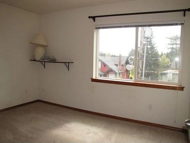 2501 Melvin Ave #B — Photo 15