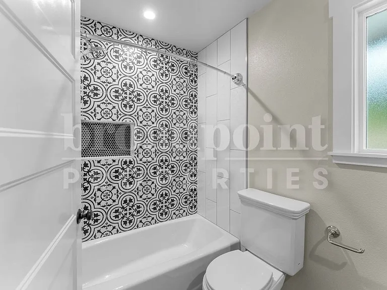 2113 Sleepy Hollow Rd — Photo 20
