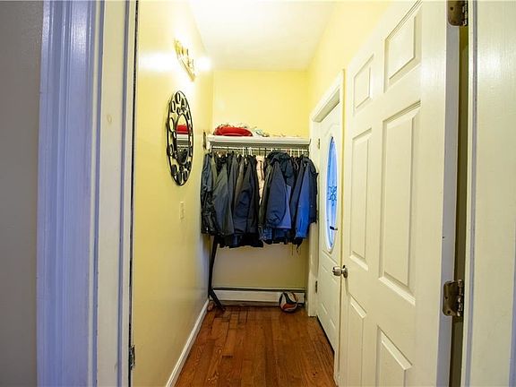 5th image of 394 Blackstone St