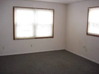 1 bed, 1.0 bath, $775 — Photo 2
