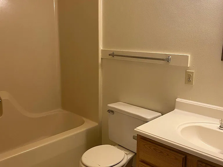 716 S Sheridan St — Photo 11