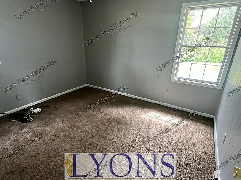 800 Ponderosa Dr — Photo 8