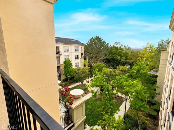 2459 Watermarke Pl, Irvine, CA 92612