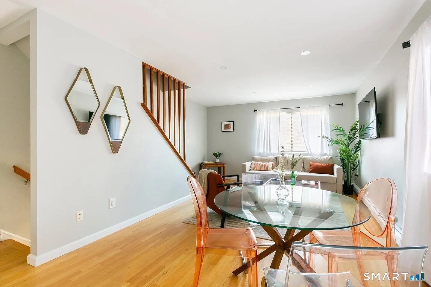 3 bed, 2.0 bath, 1138 sqft, $2,800 — Photo 4