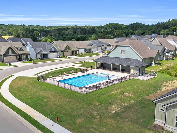 3rd image of 344 Willow Grove Ct