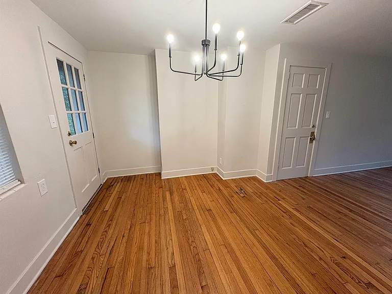 202 E Bradford Rd #3 — Photo 15