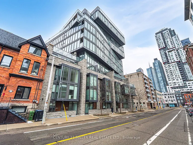 15 Beverley St #301 — Photo 5