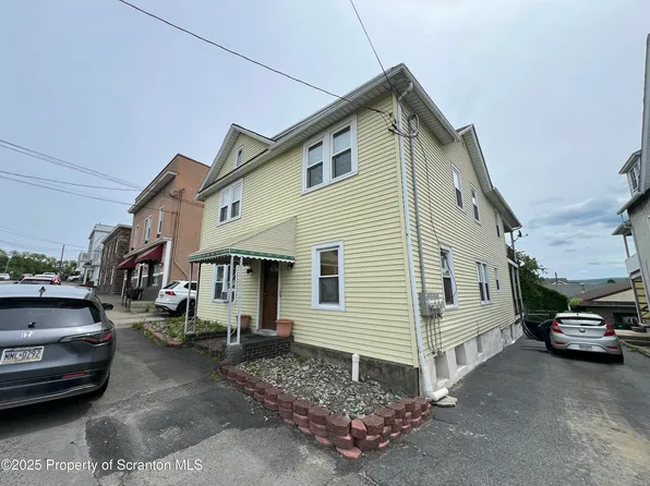 128 N Main St, Old Forge, PA 18518