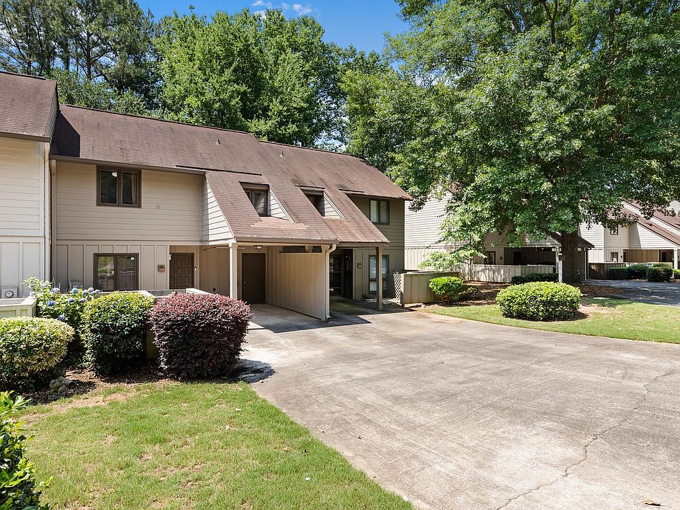 1st image of 2538 Cedar Canyon Dr SE