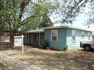 802 NW 3rd St, Andrews, TX 79714