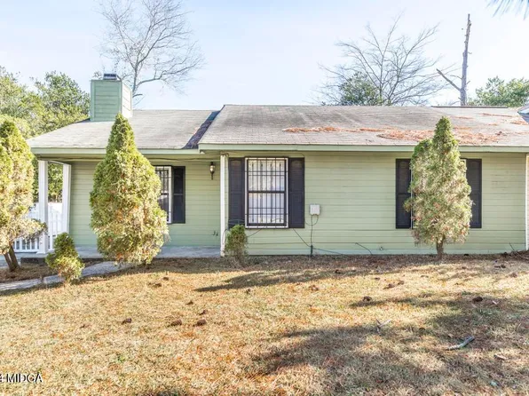 638 Maplewood Dr, Bonaire, GA 31005