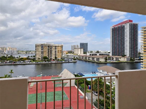 1865 S Ocean Dr, Hallandale Beach, FL