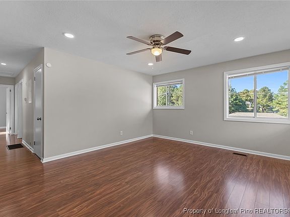 4th image of 1913 Corrinna St