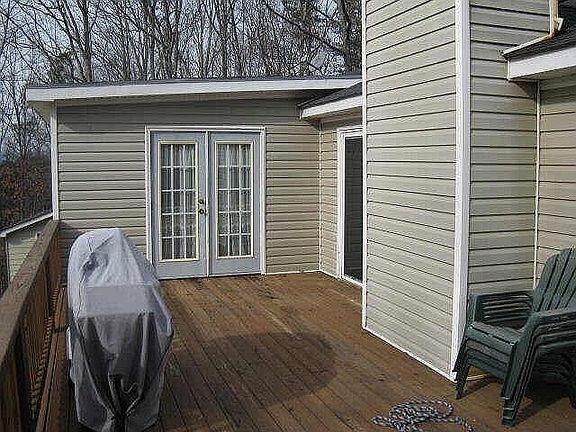 4th image of 698 Mile Branch Rd