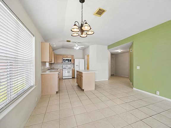 4th image of 17418 Turquoise Stream Dr