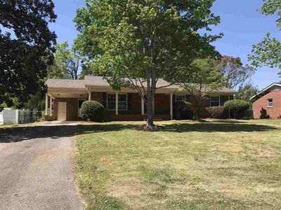 145 Dover Rd, Spartanburg, SC, 29301