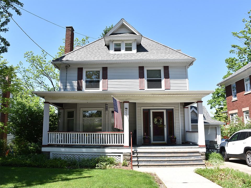 1st image of 655 Chestnut St