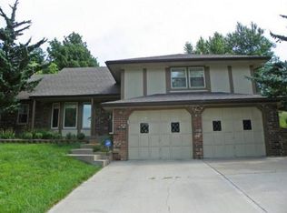 1830 Ridge Rd, Leavenworth, KS 66048