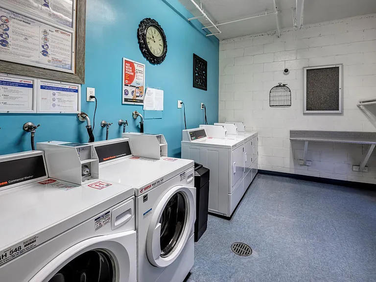 Encino Gardens Laundry Center
