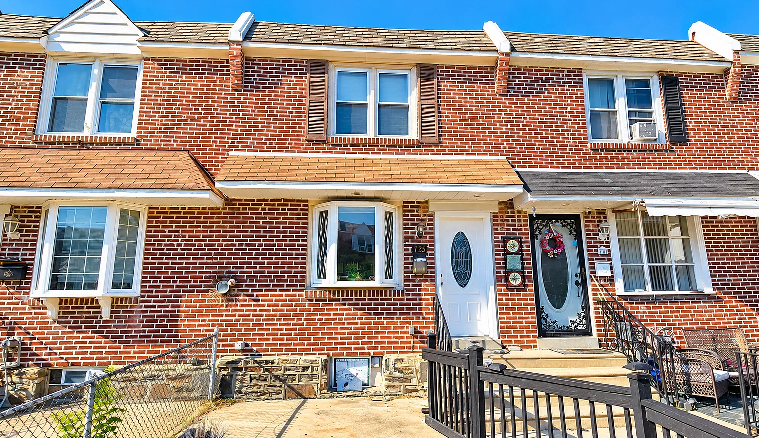 3 bed, 1120 sqft, $1,795 — Photo 1