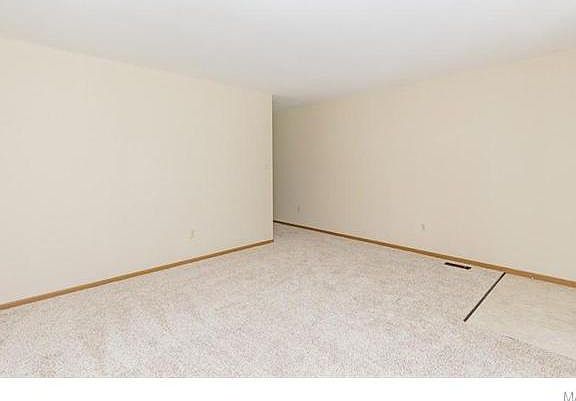 5th image of 4846 Lowndes Dr