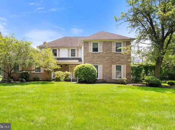 28 Amherst Way, Princeton Junction, NJ 08550