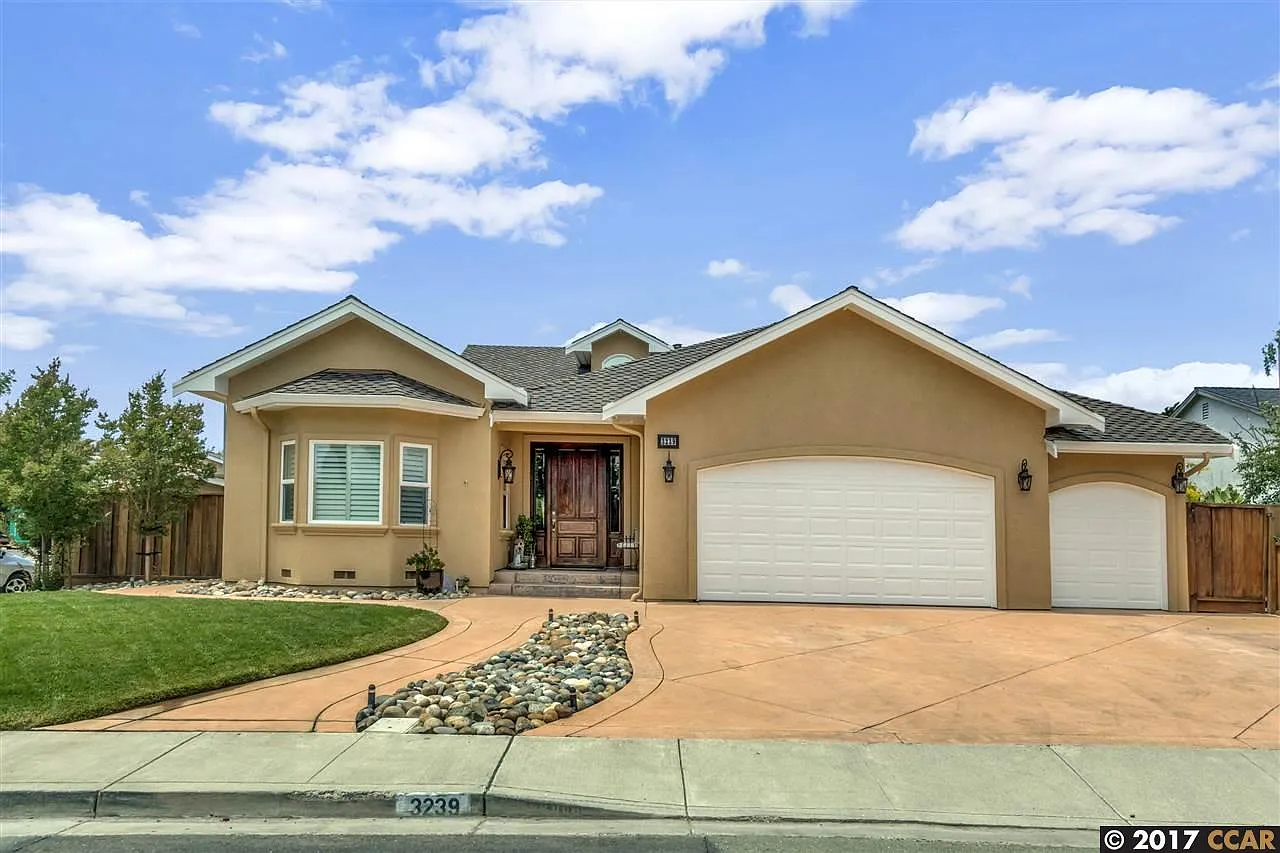 3239 Casa Grande Dr photo 1