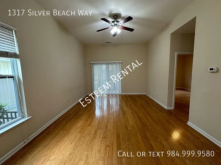 1317 Silver Beach Way — Photo 18