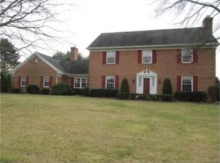 621 Northlawn Dr, Lancaster, PA