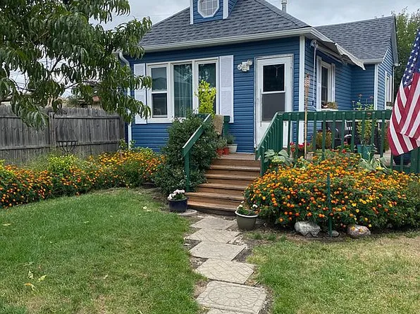 1019 Ames St, Hammond, IN 46320