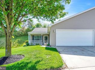 7172 Seneca Ridge Dr, York, PA 17403