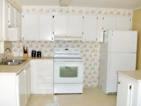 2nd image of 405 Gardenwood Pl