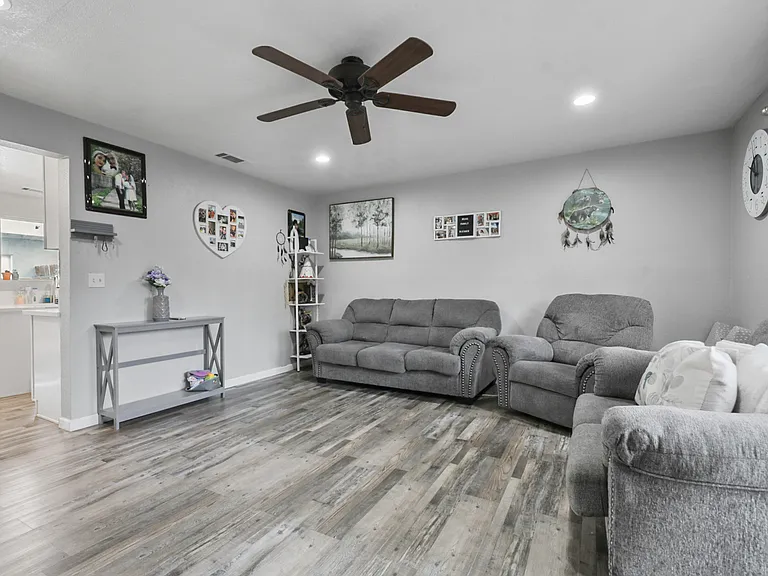 845 Saint Andrews Dr #7 — Photo 5