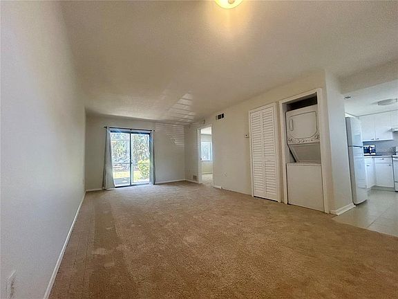 5th image of 5310 26th St W Unit 2702