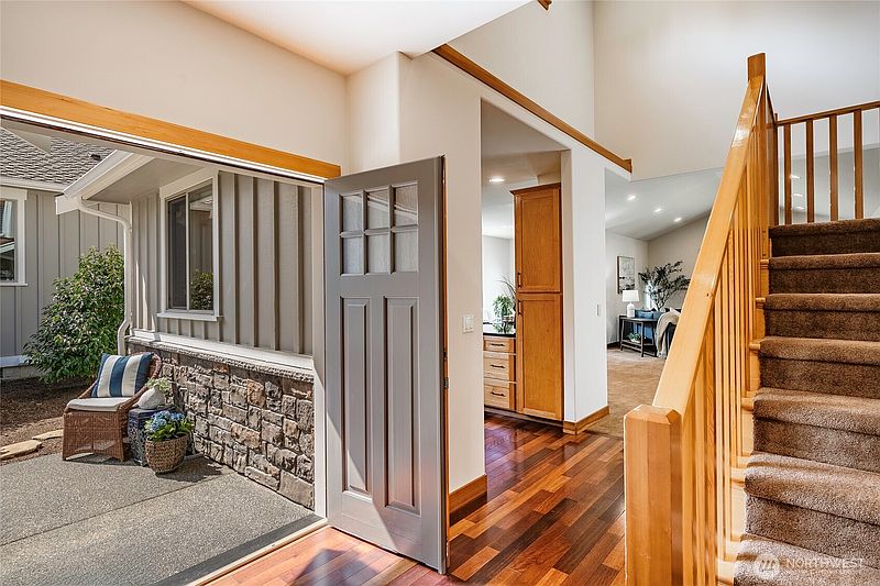 4th image of 9021 Gleneagle Drive #17