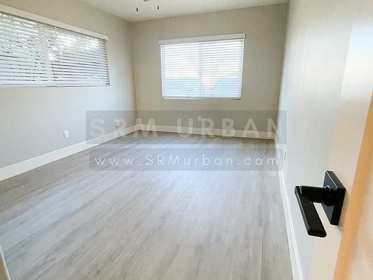 4572 34th St #1 — Photo 15