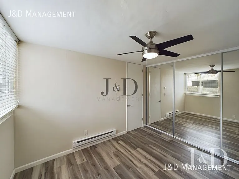 1120 S Pacific St — Photo 11