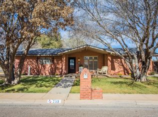 703 E Fir St, Denver City, TX 79323