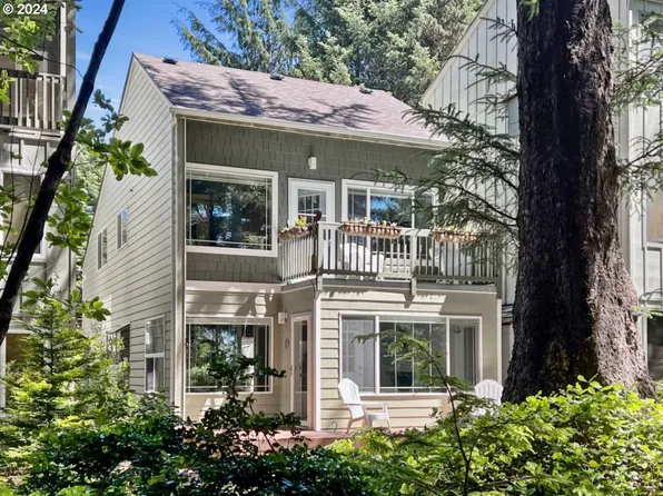 1286 SW Meadow Ln #6, Depoe Bay, OR 97341