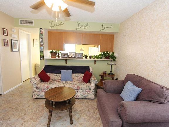 2nd image of 649 W Calle Tuberia
