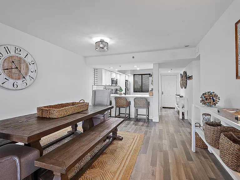 101 S Seas Dr #105 — Photo 12