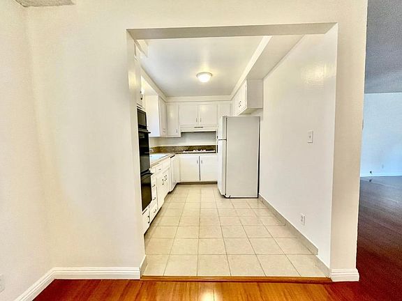 4th image of 1065 S Holt Ave APT 1