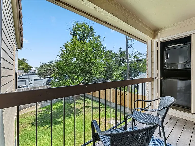 8600 Fathom Cir #24032403 — Photo 11