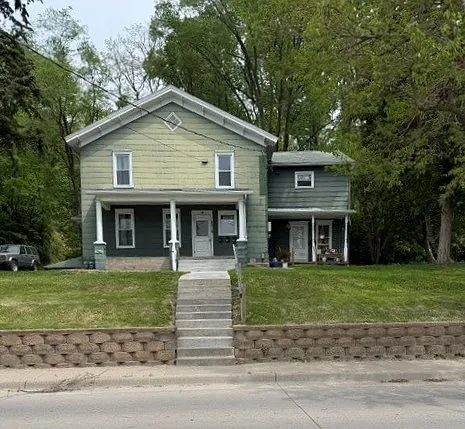 2219 Hershey Ave #4