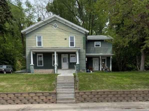 2219 Hershey Ave #4, Muscatine, IA 52761