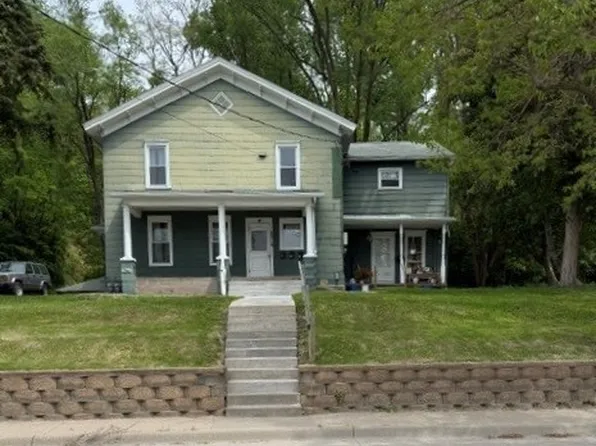 2219 Hershey Ave #4, Muscatine, IA 52761