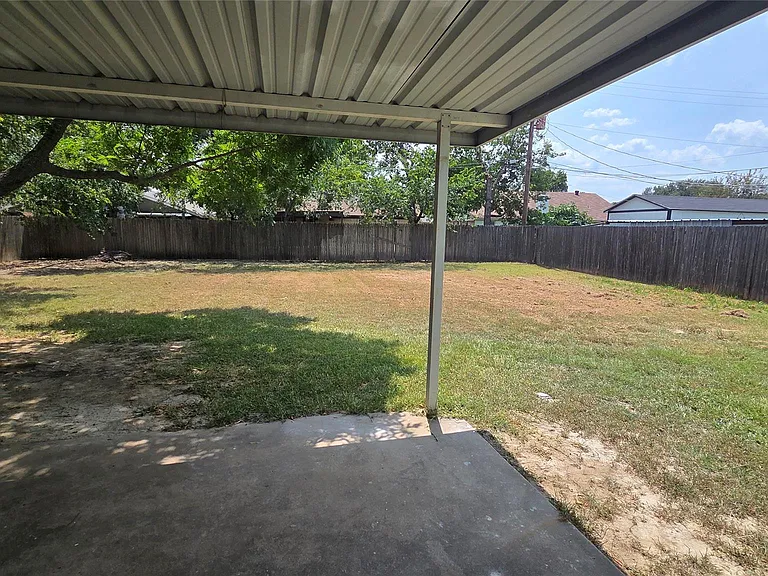 335 Springwillow Rd — Photo 15